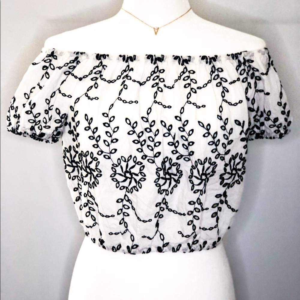 American Eagle off the shoulder eyelet crop top